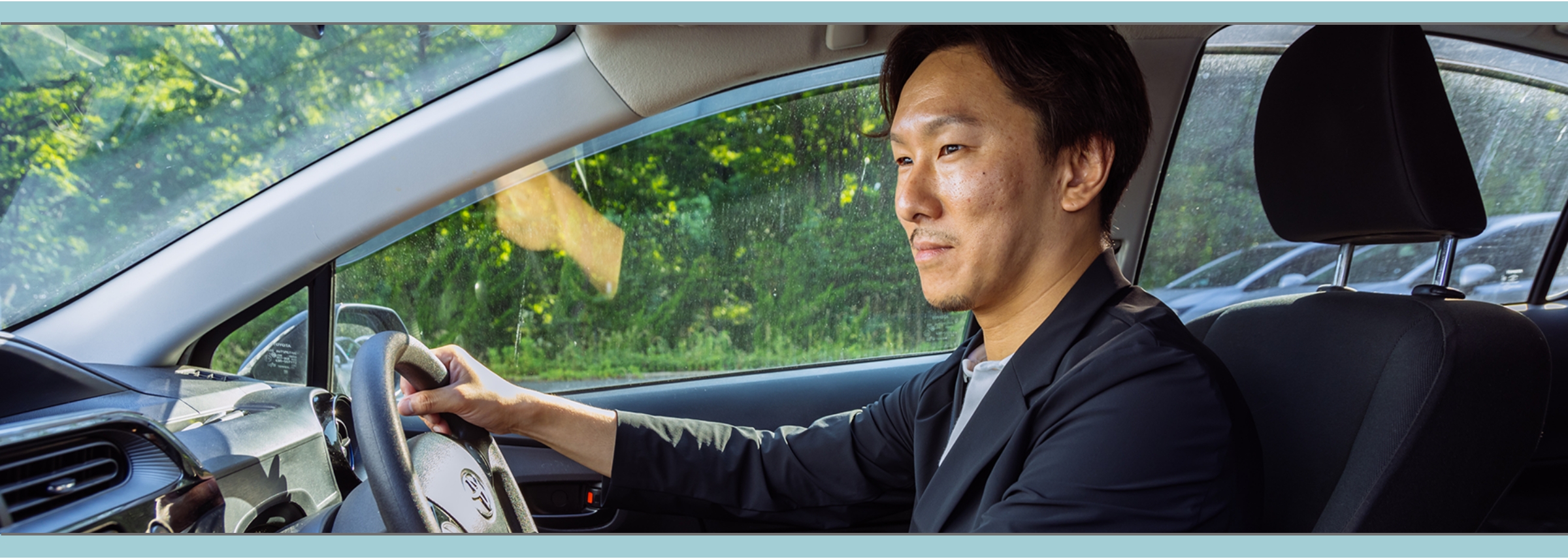 インタビュー・勤務中の画像